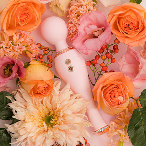 HighonLove-Objects of Love Luxury Gift Set